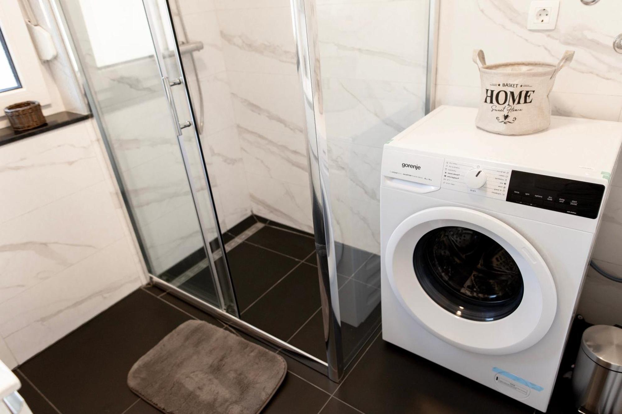 Aura Apartments Zirovnica Zewnętrze zdjęcie
