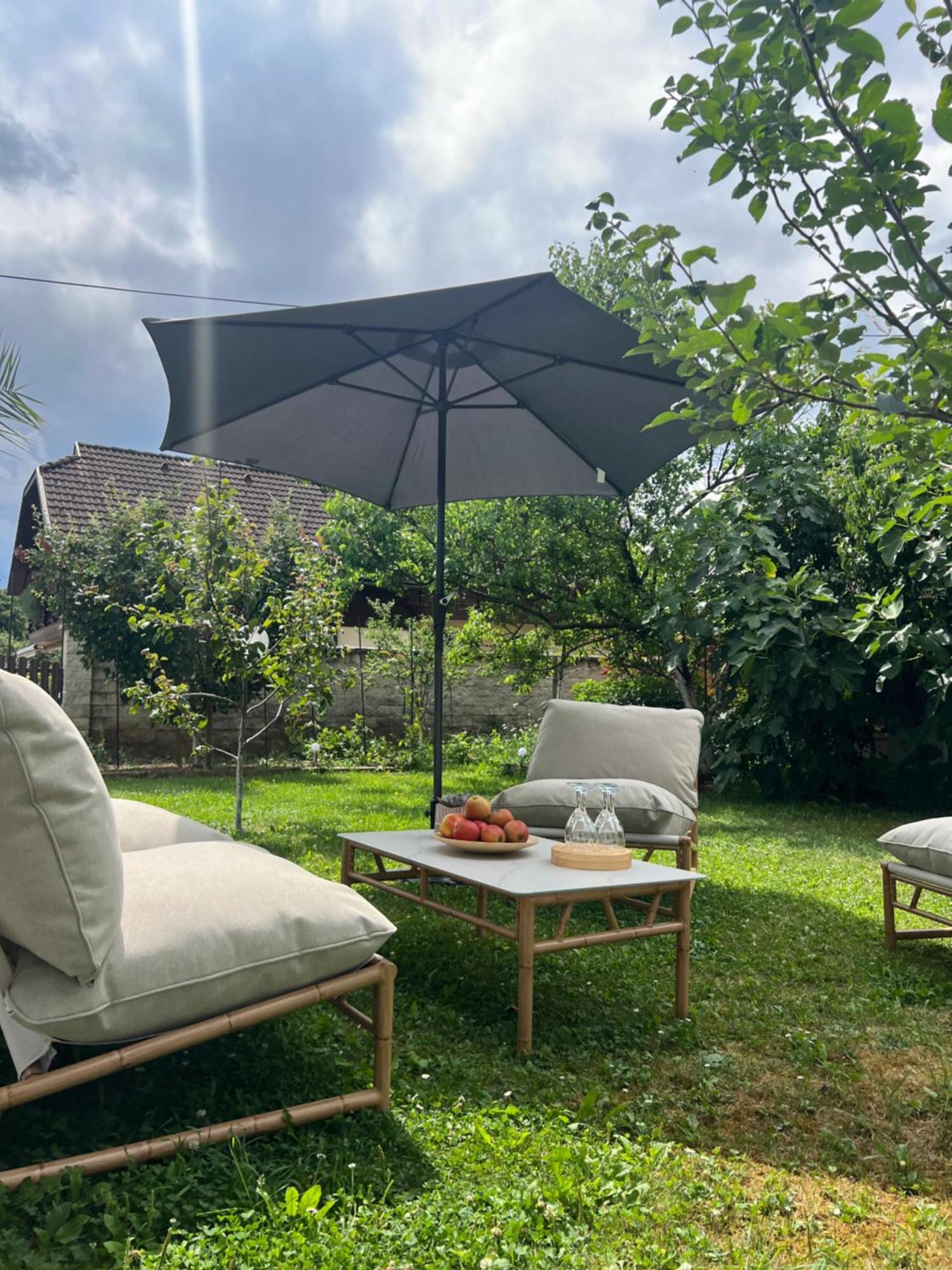 Aura Apartments Zirovnica Zewnętrze zdjęcie