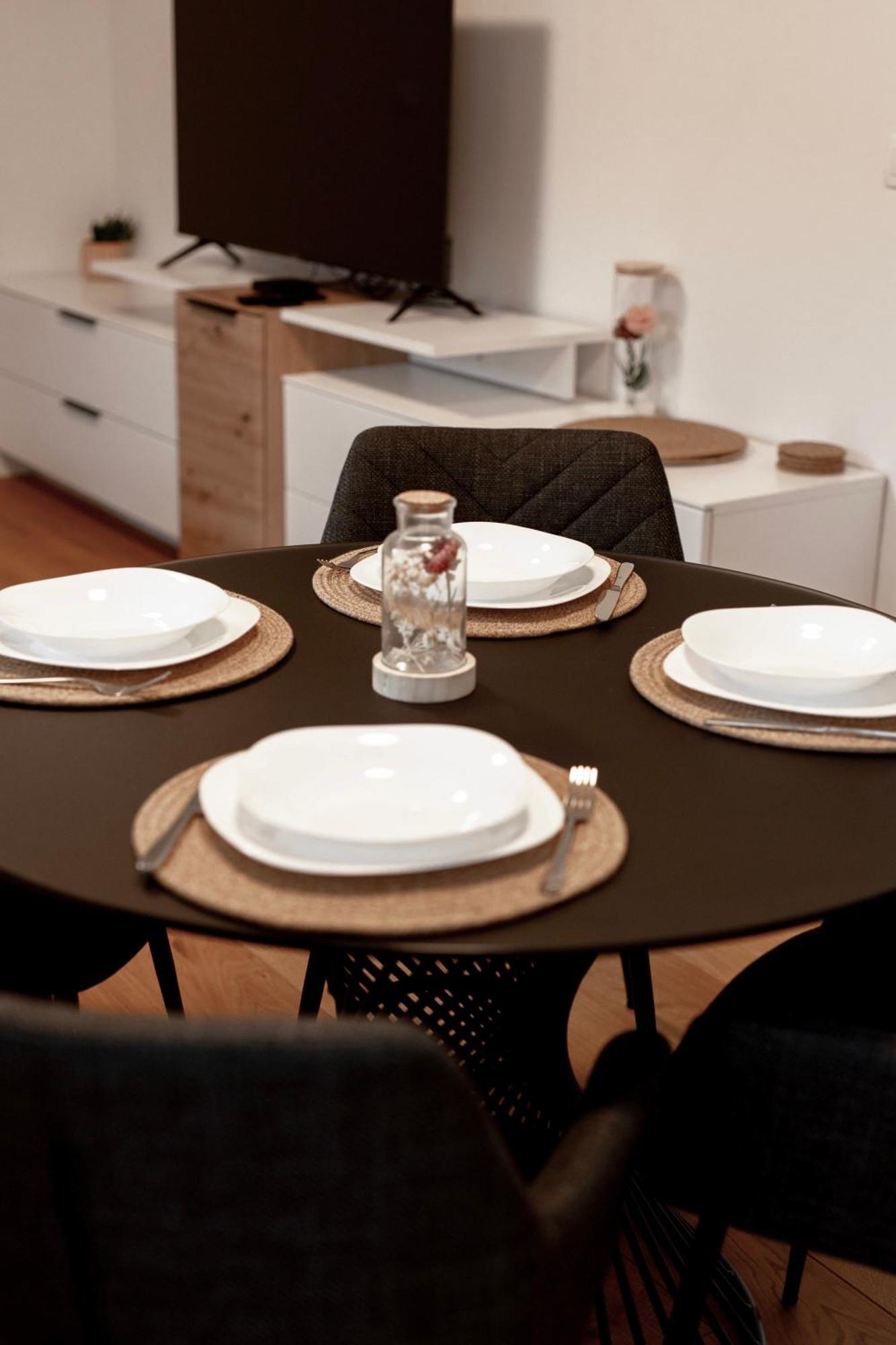 Aura Apartments Zirovnica Zewnętrze zdjęcie