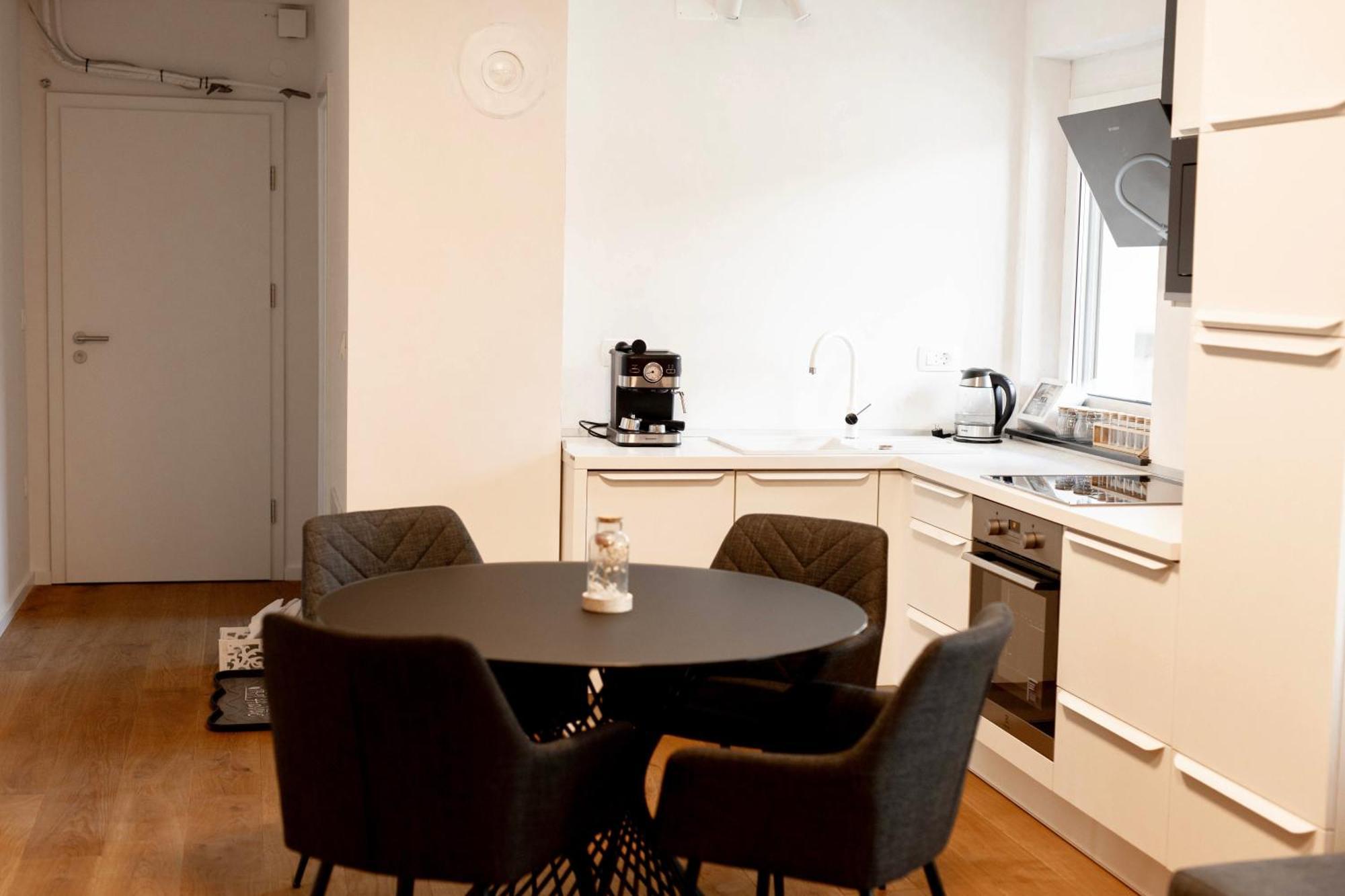 Aura Apartments Zirovnica Zewnętrze zdjęcie